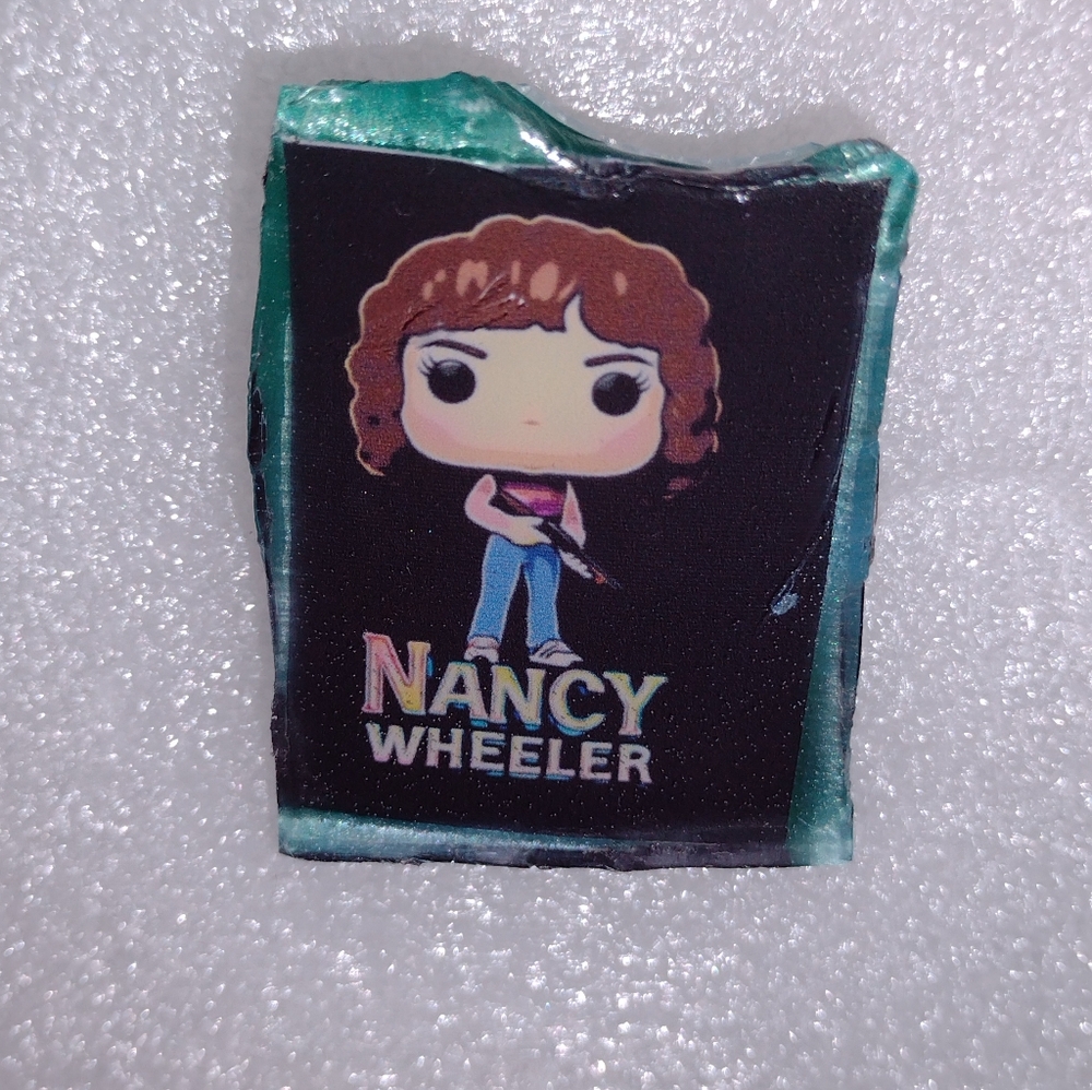 STRANGER THINGS 5 NANCY WHEELER HANDMADE PIN (FUNKO STYLE)